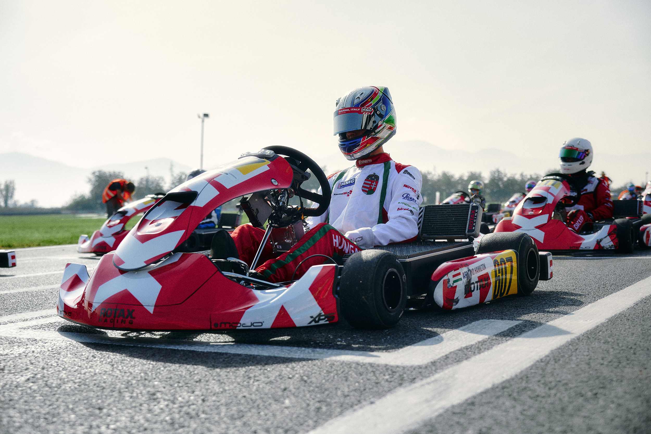 RMCGF 24 E20 E Kart on starting grid web