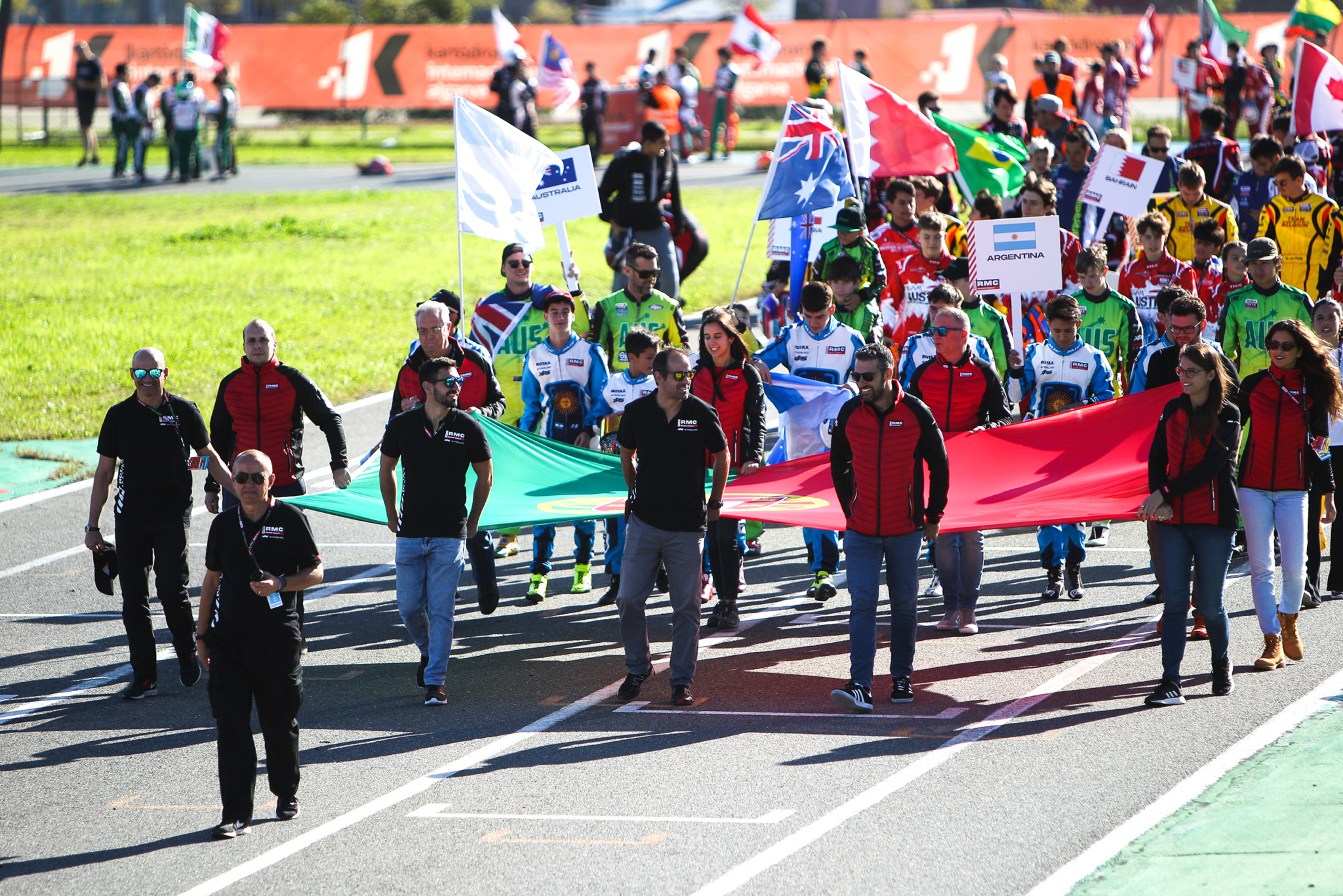 Drivers Parade Portuguese Flag 4