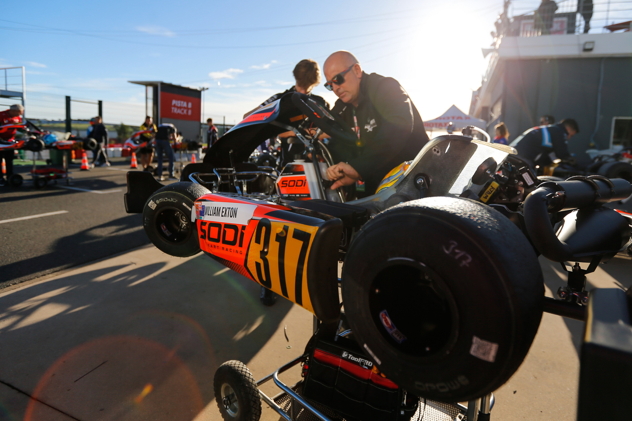 Senior MAX Pre Grid getting ready