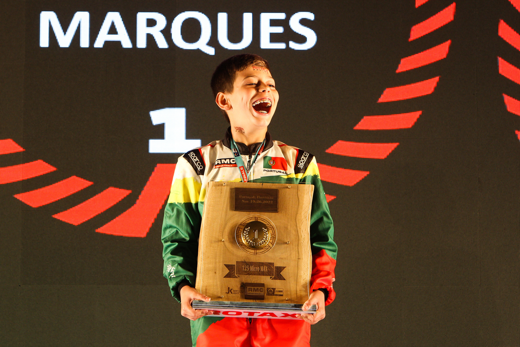 Micro MAX Marques Podium 1